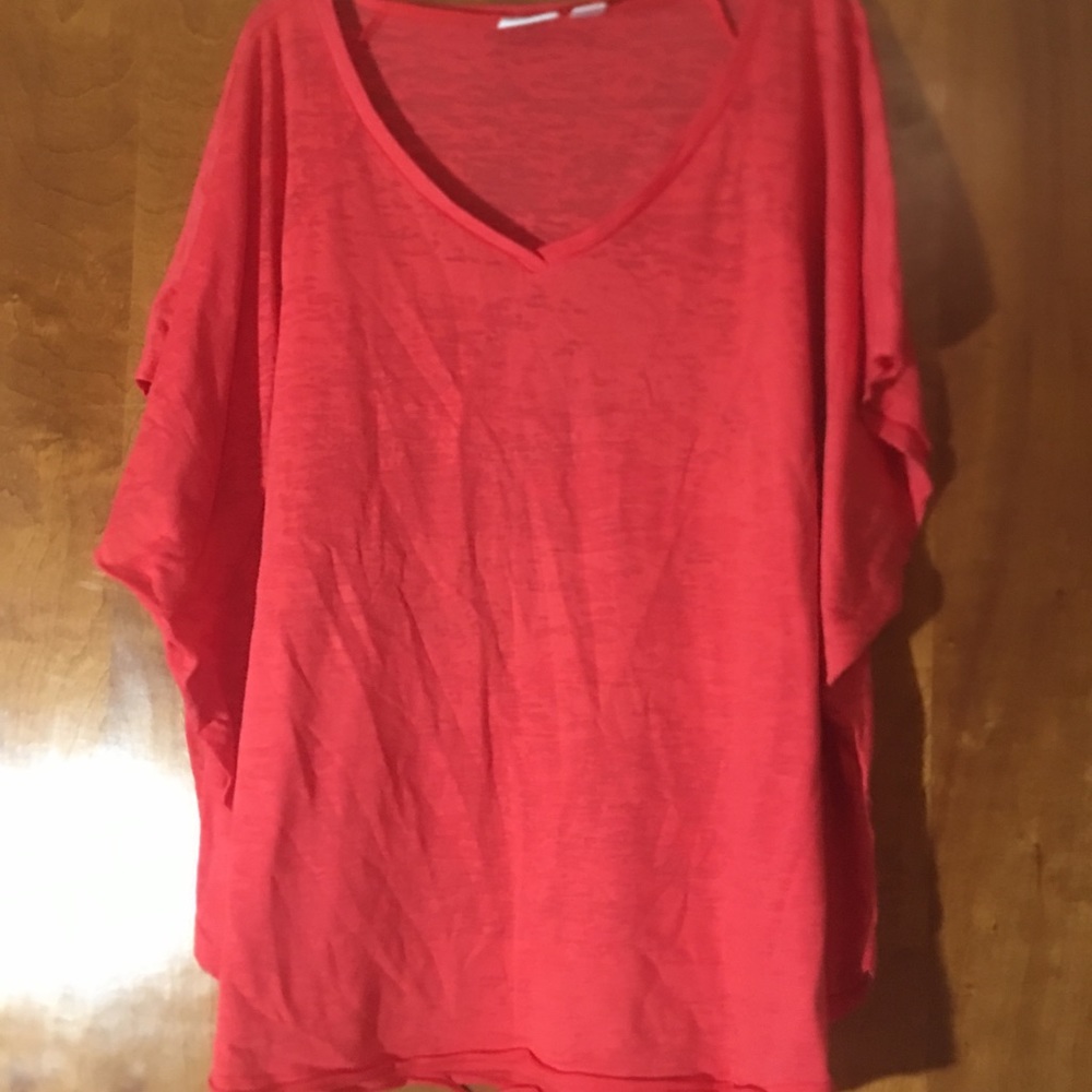 Cato tee